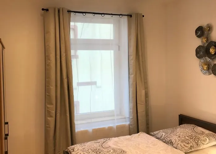 아파트 Mikra Homes24 In 츠비카우